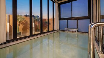 Taean Holy Dog Pool Villa