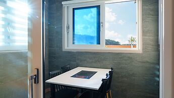 Taean Holy Dog Pool Villa