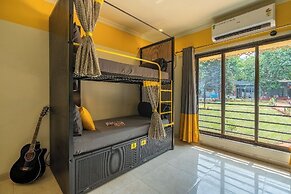 The Hosteller Lonavala City Centre
