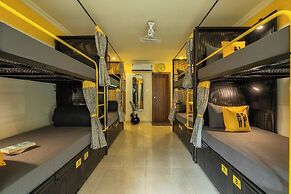 The Hosteller Lonavala City Centre