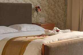 Qila Hotel