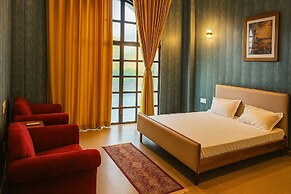 Qila Hotel