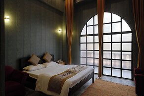 Qila Hotel