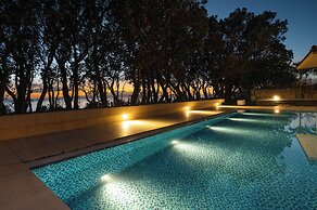 Ocean Front Villa Ishigakijima 1