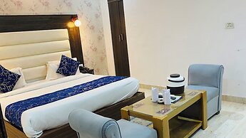 Hotel The Raj Palace