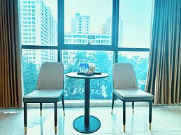 Crowne Plaza Hotel