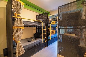 The Hosteller Rishikesh Laxman Jhula