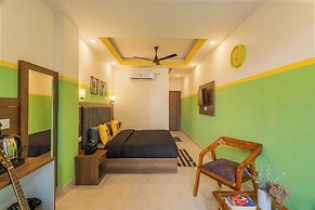 The Hosteller Rishikesh Laxman Jhula