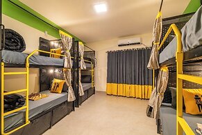 The Hosteller Rishikesh Laxman Jhula