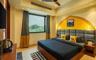 The Hosteller Agra Tajganj
