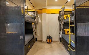 The Hosteller Agra Tajganj