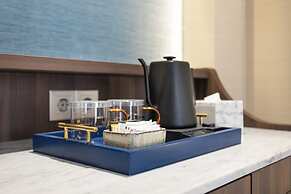 ASHLEY NEWAIR Menteng with Air Purifier
