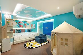 ASHLEY NEWAIR Menteng with Air Purifier