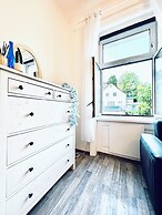 Peaceful 2BR Stay Well Connected