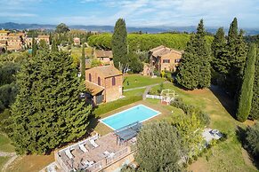 Borgo Ciclamino Pool&activities