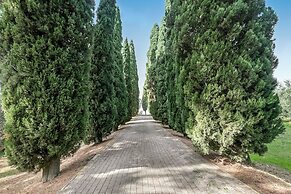 Borgo Ciclamino Pool&activities