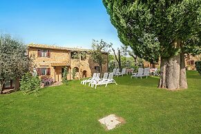 Borgo Ciclamino Pool&activities