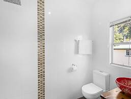 Spacious Home Near Urangan Beachfront