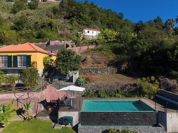 Casa Laranja by HR Madeira