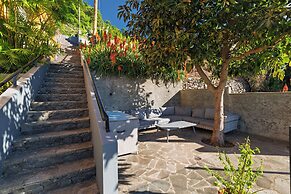 Casa Laranja by HR Madeira