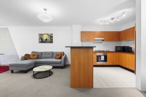 Bright Marrickville Flat With Balcony & Parking