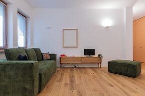 Ormea Cobalto Apartment by Wonderful Italy