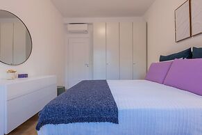 Ormea Cobalto Apartment by Wonderful Italy
