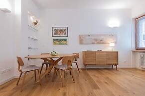 Ormea Cobalto Apartment by Wonderful Italy