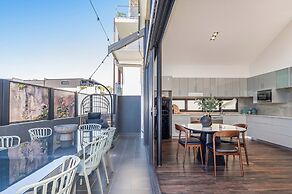 Fun for Families: Location, Cinema, Games, Wifi