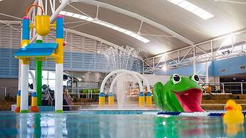 Fun for Families: Location, Cinema, Games, Wifi