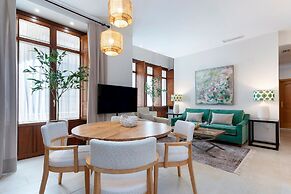 Unique Apartment in Cordoba Templo Romano