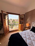 Lovely Loft With Views in Granada Mirador de Aixa