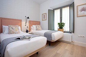 Bright Apartment in Granada Varela