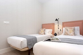 Bright Apartment in Granada Varela