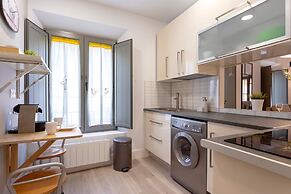 Bright Apartment in Granada Varela