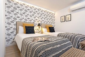 Luxury Apartment in M Laga Victoria