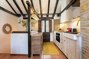 Luxury House in Granada Center Reyes II