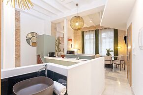Cozy 3BD Duplex in Seville Center Gran Poder II