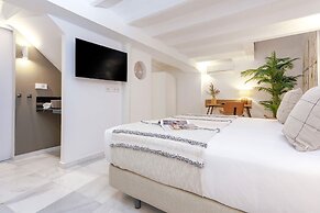 Cozy 3BD Duplex in Seville Center Gran Poder II