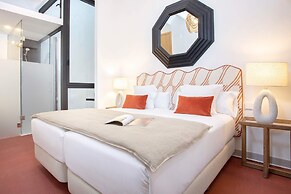 Cozy 3BD Duplex With Private Pool in Seville Center Gran Poder III
