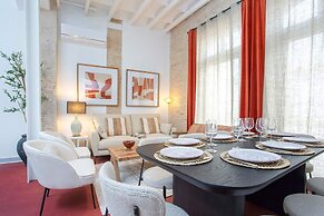 Cozy 3BD Duplex With Private Pool in Seville Center Gran Poder III