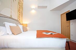 Cozy 3BD Duplex With Private Pool in Seville Center Gran Poder III