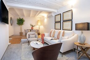 Cozy 2BD Duplex in Seville Center Gran Poder