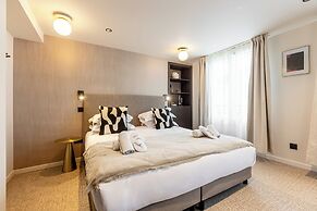 Le White by Sweett