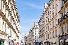 Le White by Sweett