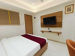 MURLI HOTEL LUXURY ROOMS