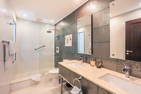 Townhouse With Ocean View Puerto Bahia P5