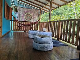Caribbean Breezes 4 Pura Vida