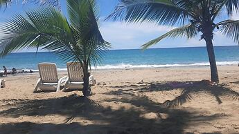 Caribbean Breezes 4 Pura Vida