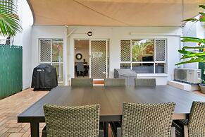 Tranquil 3-bed Unit With Lush Garden Views